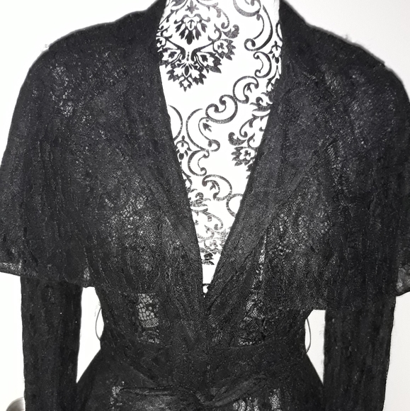 BCBG Maxzria Lace duster - Picture 2 of 7
